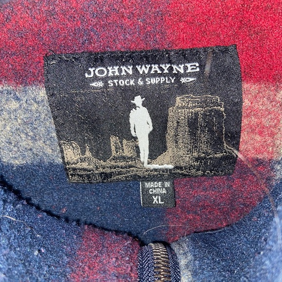 Blue and red pull over - Picture 3 of 3